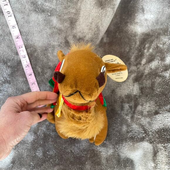 Vintage Christmas Camel Plush Tis The Season Red Y2K Stuffed Animal Toy w/ TAGS - Picture 9 of 12